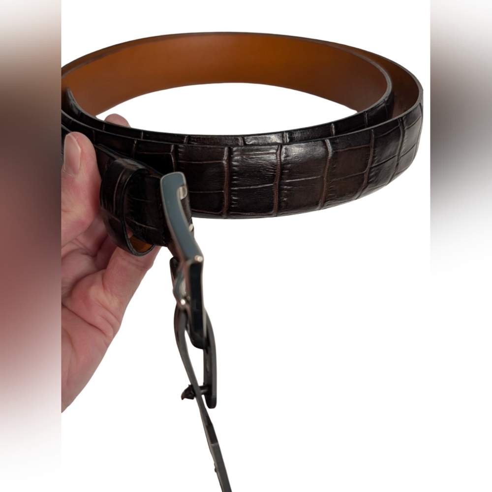 NEW Banana Republic Dark Brown Italian Leather Belt. Made In Italy